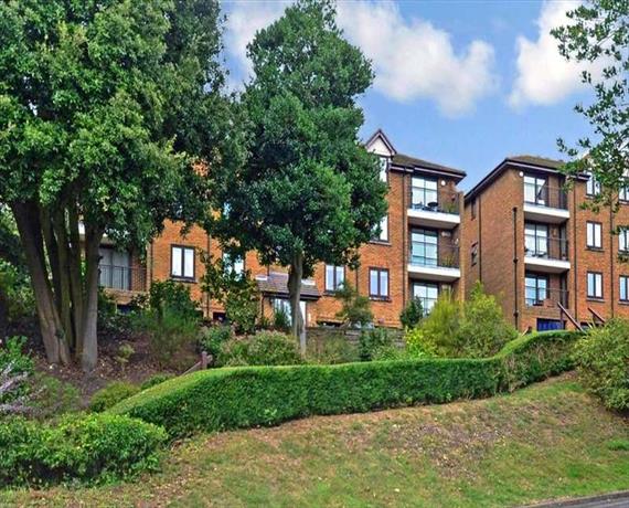 2 Bedroom Apartment
